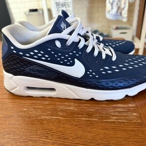 Nike Air Max 90 Ultra Breathe NikeiD Custom “Chicago Bears” — BEAR DOWN” Navy